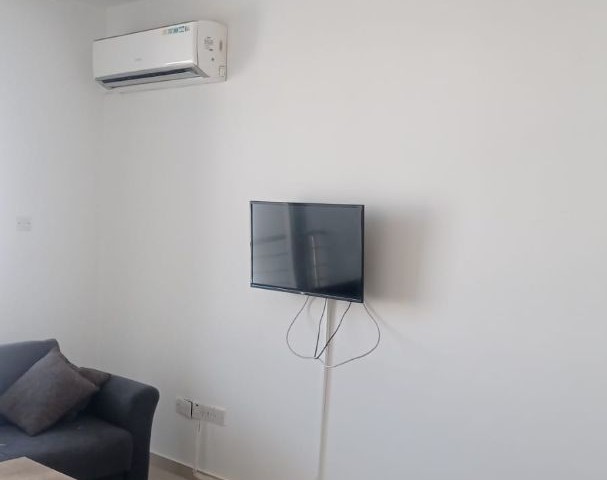 2+1 flat for rent in Gönyeli center