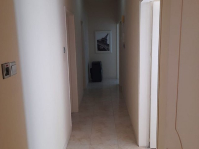 3+1 flat for rent in a quiet neighborhood in the center of Gönyeli