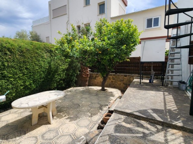 GIRNE-ALSANCAK, DETACHED CYPRUS HOUSE, WITH VIEW, PRIVATE GARDEN, TERRACE, LARGE 2+1, CLOSE TO EVERYTHING