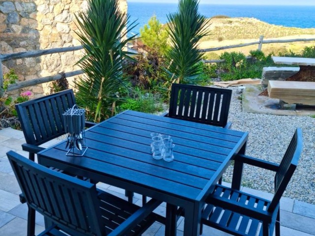 GIRNE, ESENTEPE - BEAUTIFUL 1+1 GARDEN APARTMENT LOCATED IN A SEAFRONT COMPLEX
