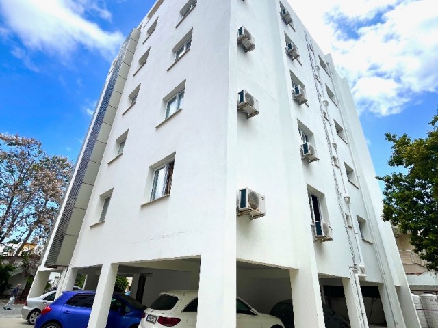 CENTRAL KYRENIA , BEAUTIFUL SPECIOUS 2+1 APARTMENT , GREAT INVESTMENT OPPORTUNITY , CLOSE TO ALL AMENITIES , FULLY FURNISHED