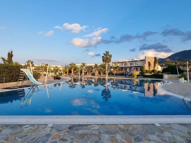  GIRNE, ESENTEPE - BEAUTIFUL 1+1 GARDEN APARTMENT LOCATED IN A SEAFRONT COMPLEX
