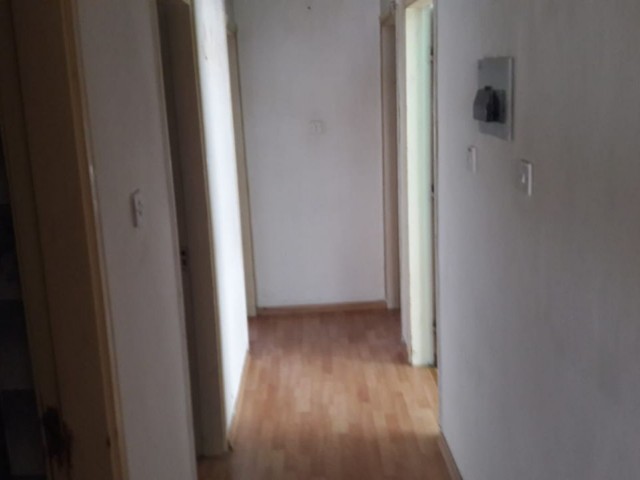 138 m2 3+1 48500 stgye Wohnung in Ortakoy 