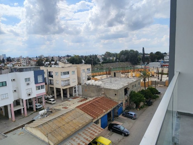 2+1 flat with zero elevator and Turkish husband in Nicosia Caglayan