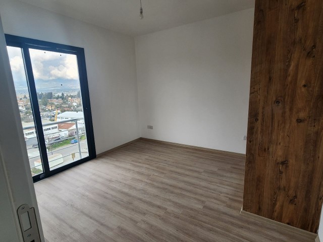 2+1 flat with zero elevator and Turkish husband in Nicosia Caglayan