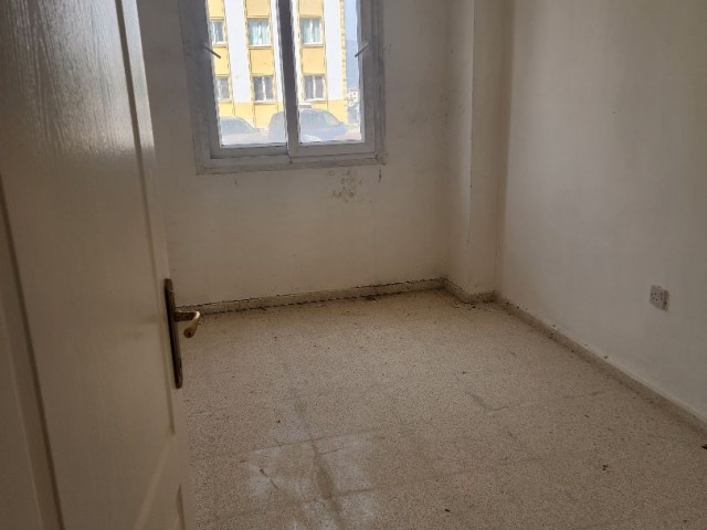 115 m2 3+1 Ground floor zero flat for sale in Oray 11 site in Kyrenia Bosphorus