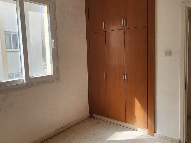 115 m2 3+1 Erdgeschoss-Nullwohnung zum Verkauf in Oray 11 Grundstück in Kyrenia Bosphorus