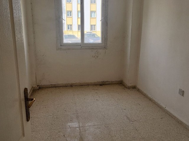 115 m2 3+1 Ground floor zero flat for sale in Oray 11 site in Kyrenia Bosphorus