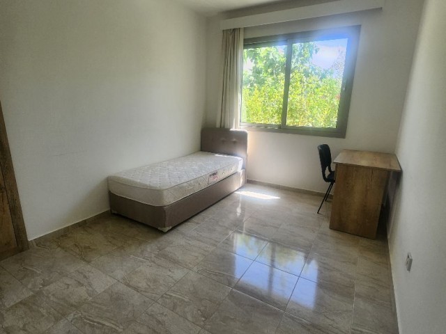 Hamitkoy Anıt tepe de Zemin katta  lux 2+1 full eşyalı daire 