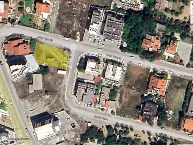 پشت بولارد Gönyeli dürümcü 595 m2 3 طبقه ساخت ترک با مجوز 9 آپارتمان پایه 50% کل 120%