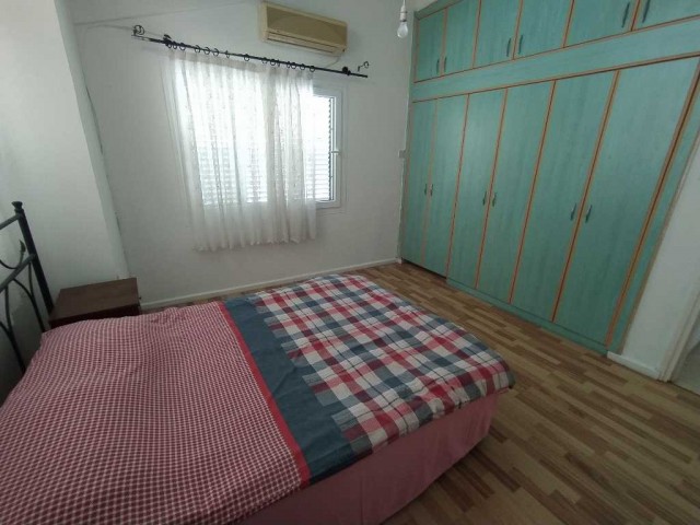 Girne ozanköy de satılık site içerisinde 3+1 villa hisseli