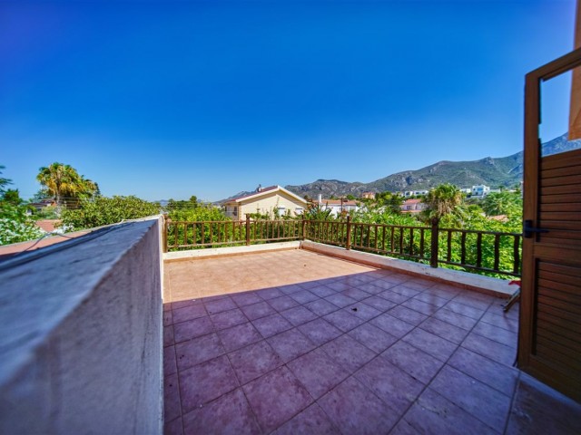 3+1 Villa mit privatem Pool in Kyrenia Ozanköy zu verkaufen ** 