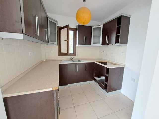 Flat For Sale in Yeşiltepe, Kyrenia