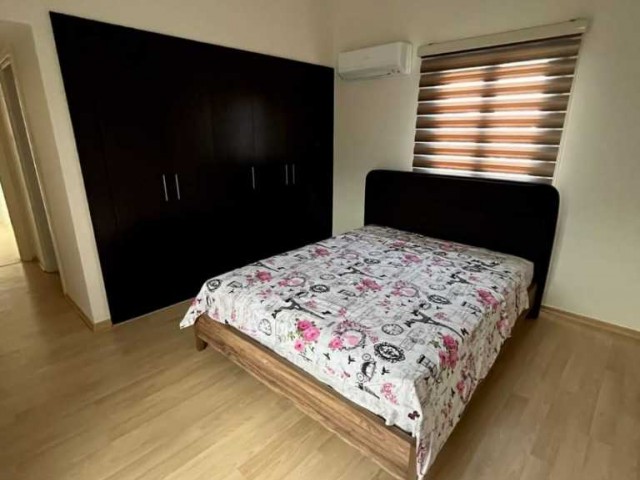 Girne Bellapais te satilik 4+1  havuzlu villa 