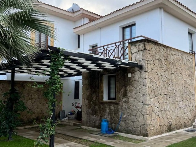 4+1 Villa for Sale in Bellapais, Kyrenia