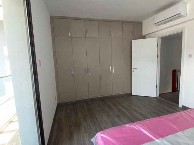 Girne Alsancak'ta kiralık 2+1 tek kişilik iki yataklı dubleks villa