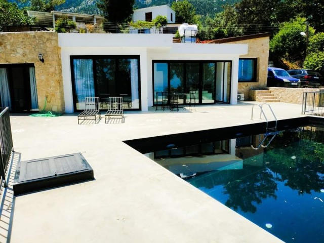 MAGNIFICENT VIEW VILLA FOR SALE IN KYRENIA LAPTA 3+1 220m2 