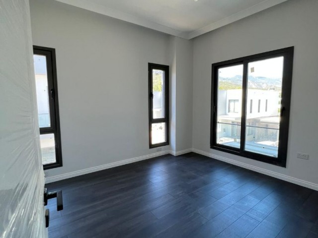 EDREMİT VİLLAS 3+1 - 230M2 (+ 120M2 Bodrum)