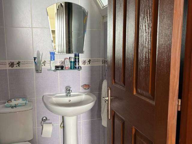 KYRENIA CENTRAL FULLY FURNISHED 1 + 1 APARTMENT FOR SALE ** 