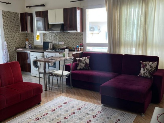 GİRNE MERKEZ SATILIK FULL EŞYALI 1+1 DAİRE