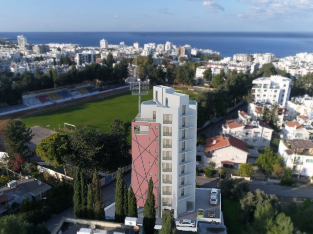 Das Zentrum von Kyrenia liegt im Herzen der Stadt, aber abseits des Trubels der Stadt. Die 2+1-Wohnung ist bezugsfertig