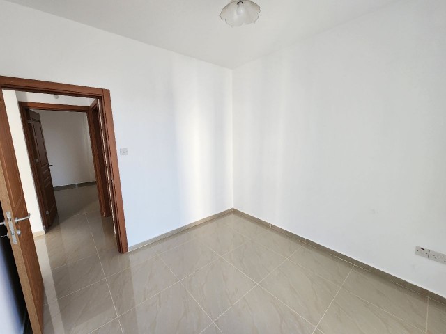 Opportunity for sale in Alsancak 2+1 apartment in a complex with pool