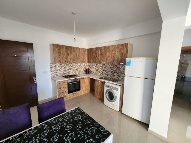 Opportunity for sale in Alsancak 2+1 apartment in a complex with pool