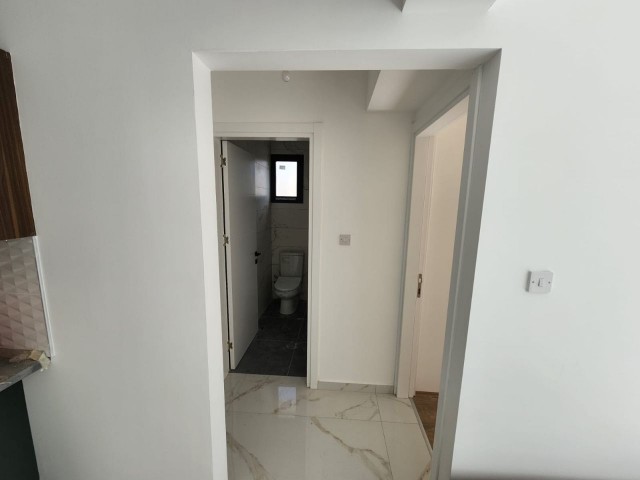 WOHNUNG ZU VERKAUFEN GİRNE CENTER 2+1 PENTHOUSE