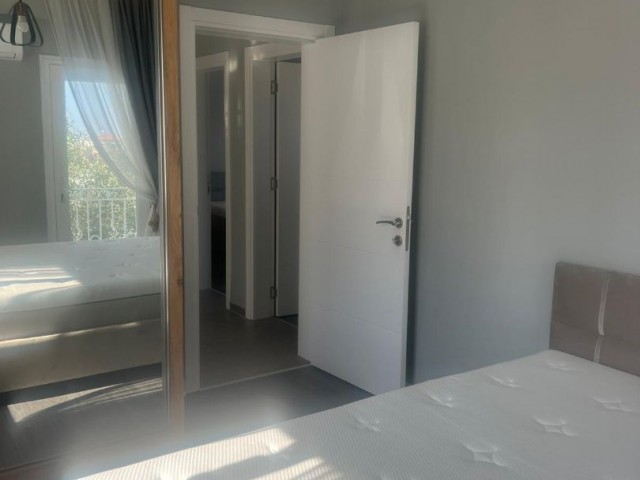 VILLA MIT POOL ZU VERKAUFEN ALSANCAK 3+1