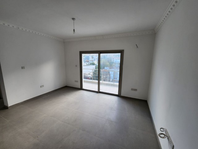 ALSANCAK 3+1 BRAND NEW APARTMENT FOR RENT