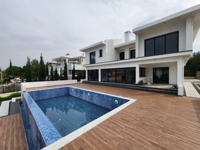 ULTRA LUX 5+2 VILLA FOR SALE IN ALSANCAK