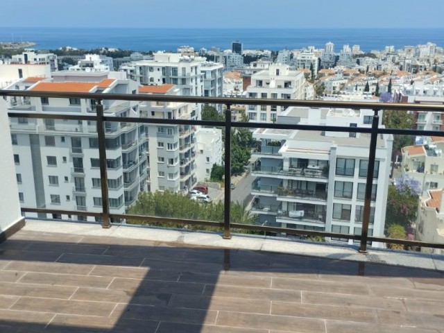 Kyrenia center 2+1 for rent