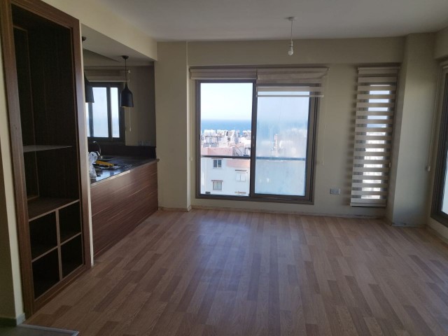 Kyrenia harbor 3+1 for rent