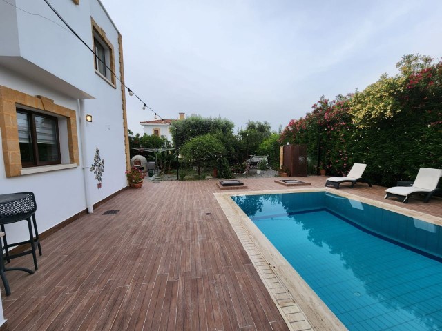 Ozankoy 4+1 villa with pool