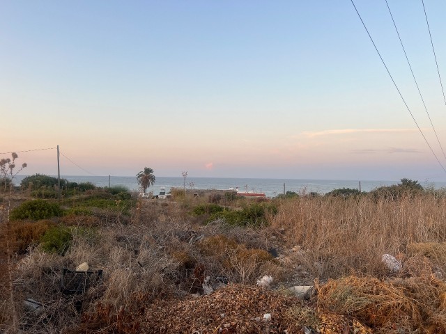 There is no passage at Karsiyaka seaside.