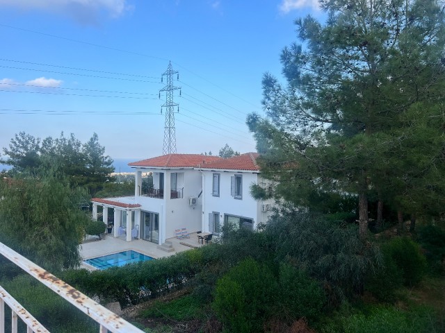 KYRENIA ÇATALKÖY 3+1 MÖBLIERTE VILLA ZU VERMIETEN (061023Ae01)