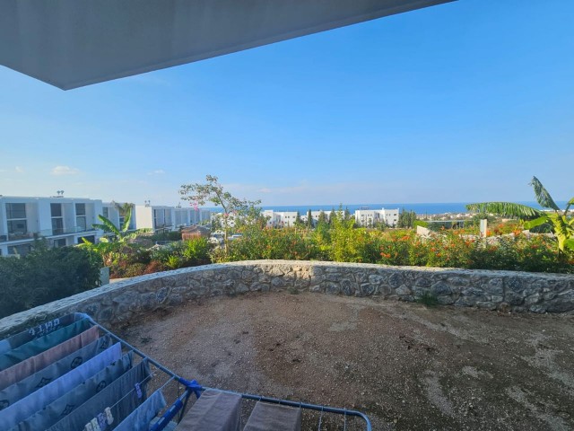 SMALL ERENKÖY 2+1 GARDEN FLAT FOR SALE (181023Mr01)