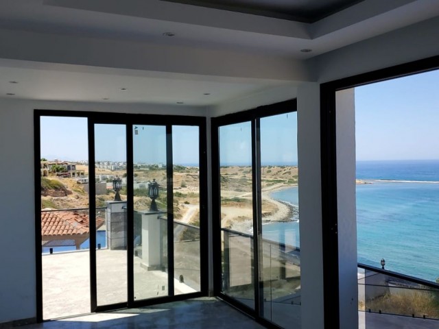 5+1 NEW VILLA WITH GIRNE BAHÇELİ FOR RENT NEW FURNITURE WILL BE PURCHASED (131023Mr01)