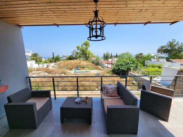 GIRNE OZANKÖY 4+1 VILLA FOR SALE ALSO HAS A BASEMENT FLOOR (200723Mr04)