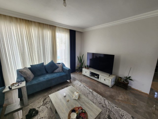 GIRNE OZANKÖY 4+1 VILLA FOR SALE ALSO HAS A BASEMENT FLOOR (200723Mr04)