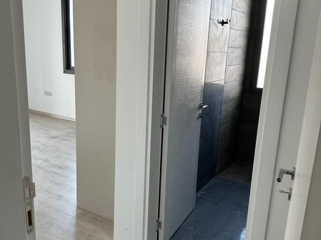 SATILIK GİRNE ALSANCAK 2+1 BAHÇELİ SIFIR DAİRE (051123Dep04)