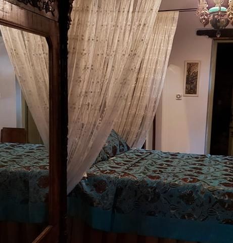 KYRENIA LAPTA 7 ROOM BOUTIQUE HOTEL FOR SALE (170623Mr01)