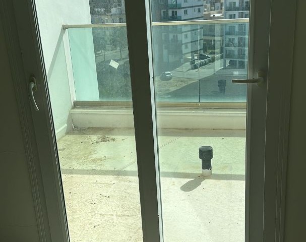 FOR SALE KYRENIA CENTER 2+1 NEW UNFURNISHED FLAT (071123Mr06) SECURITY ELEVATOR AND SHARED POOL SITE