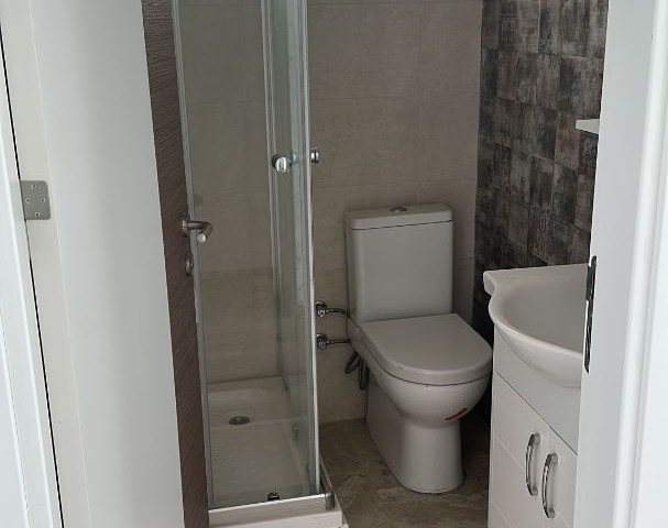 SATILIK GİRNE 2+1 PENTHOUSE (071123Dep09) GÜVENLİK JENERATÖR ASANSÖR VE ORTAK HAVUZLU SİTE