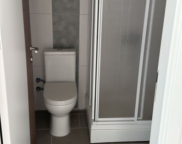 SATILIK GİRNE MERKEZ 4+1 DUPLEX DAİRE (071123Dep10) GÜVENLİK JENERATÖR ASANSÖR VE ORTAK HAVUZLU SİTEDE 