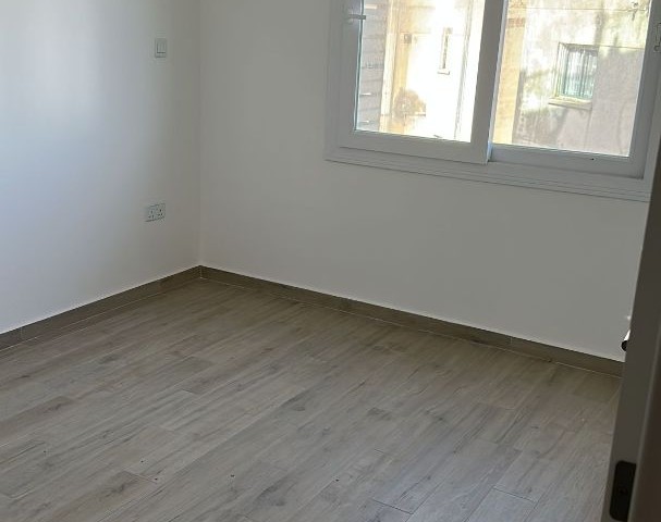 SATILIK GİRNE MERKEZ 4+1 DUPLEX DAİRE (071123Dep10) GÜVENLİK JENERATÖR ASANSÖR VE ORTAK HAVUZLU SİTEDE 