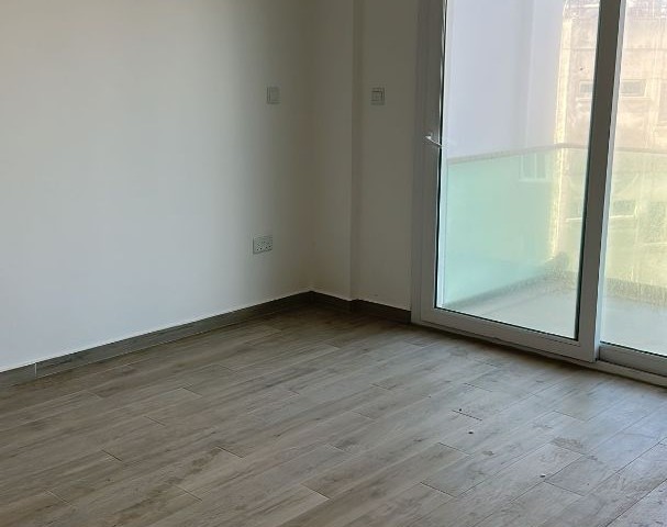 SATILIK GİRNE MERKEZ 4+1 DUPLEX DAİRE (071123Dep10) GÜVENLİK JENERATÖR ASANSÖR VE ORTAK HAVUZLU SİTEDE 