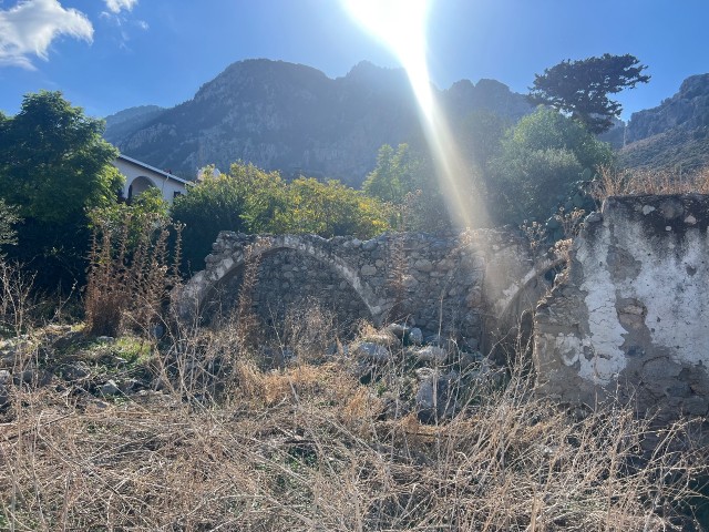 Grundstück zum Verkauf in Karsiyaka