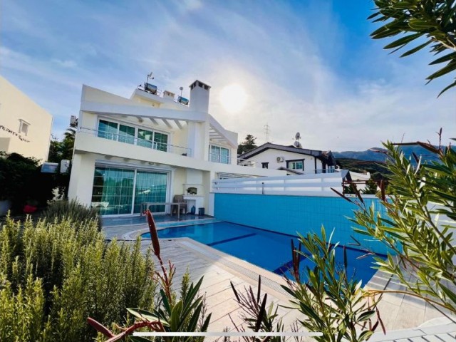 3+1 villa with private pool near Alsancak Nejat British college