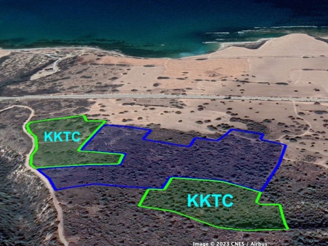 26,5 Hektar in Kaplıca İskelele, KAPLICA – 2 Etagen mit 35 % Zoneneinteilung. - Es gibt einen offiziellen Weg. - Es gibt Strom. - Mit einem unglaublichen Meerblick. - 280 Meter vom Meer entfernt.